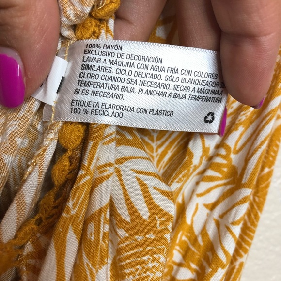 Xhilaration mustard yellow & white romper - Picture 4 of 5